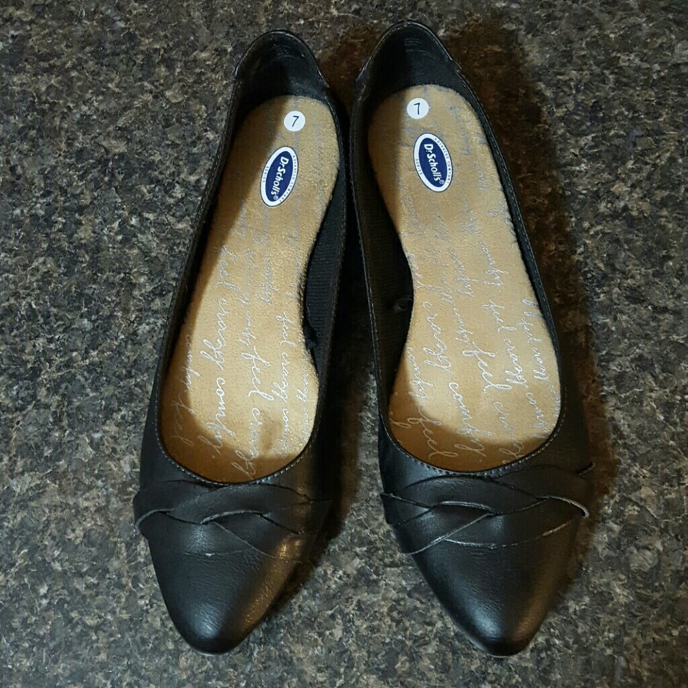Dr. Scholl's black flat shoes